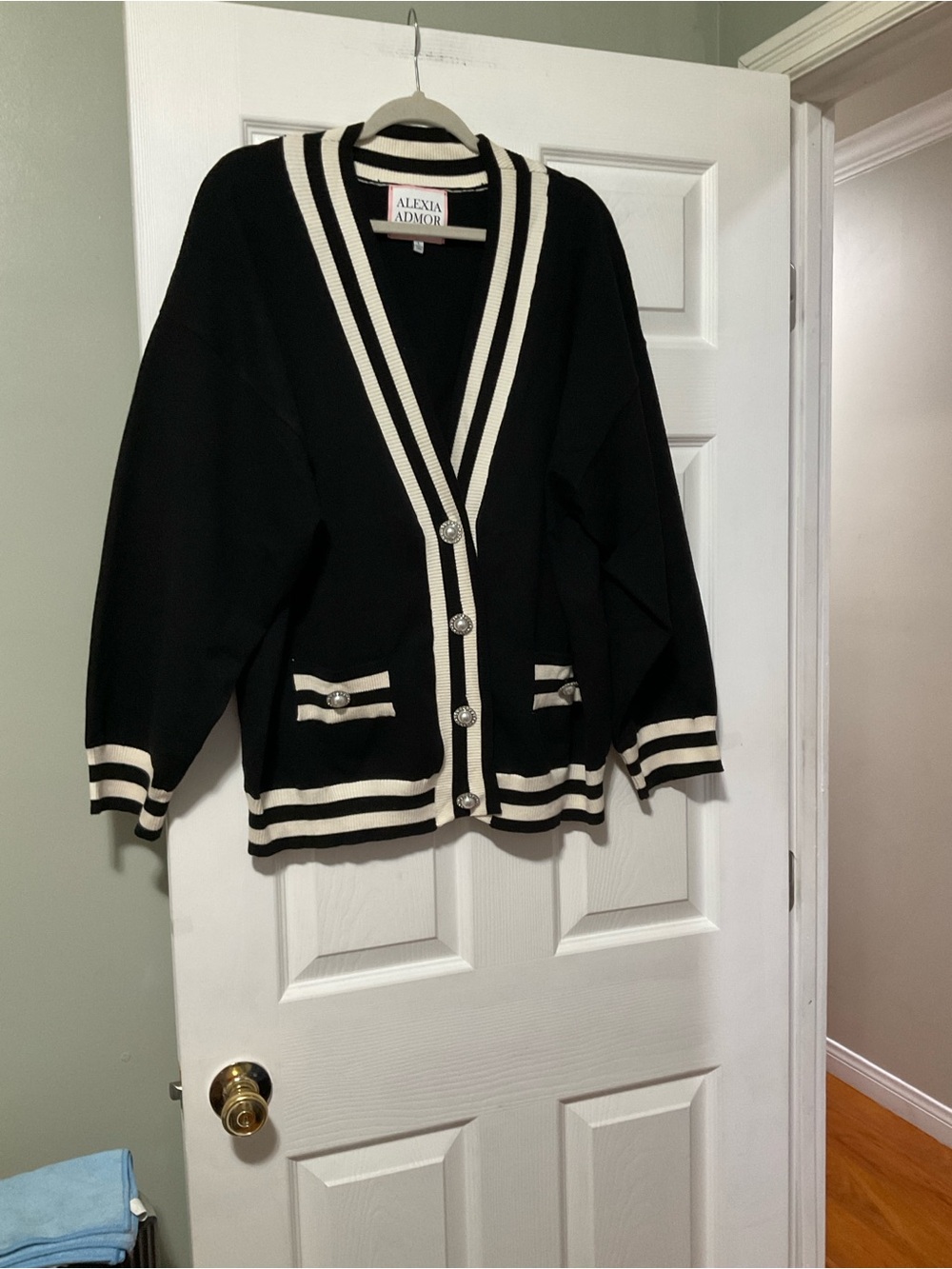 Alexia Admor Black and Cream Striped V-Neck Cardigan
